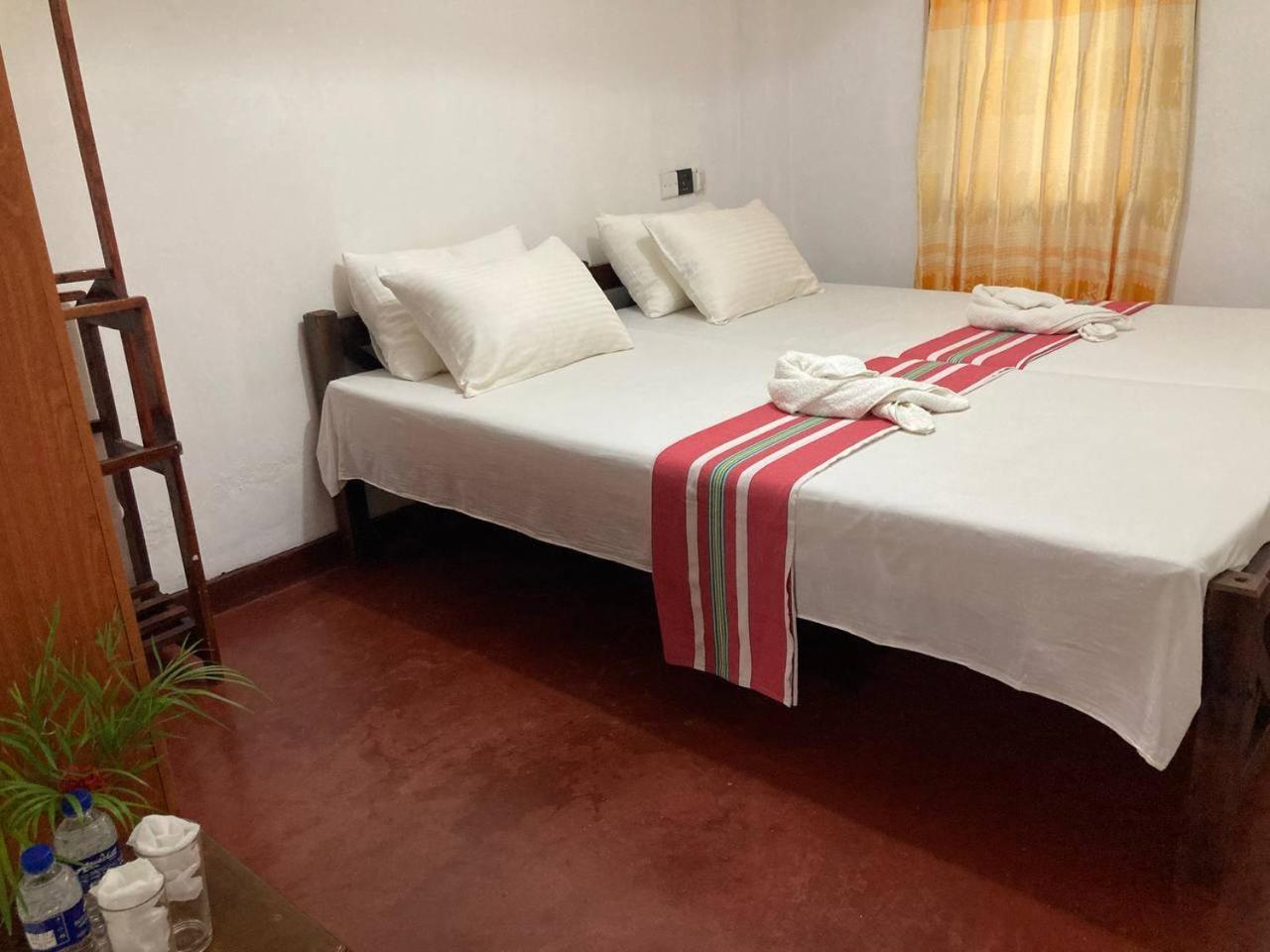 Grand Villa Hikkaduwa Exterior photo